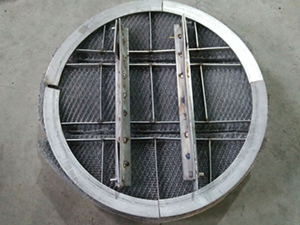 上(shàng)裝式絲網除沫器 - 安平縣威馳金屬絲(sī)網製(zhì)品有限(xiàn)公司(sī)
